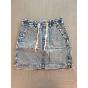 GAP Denim Skirt Light Wash Clean Girl Light Academia Balletcore